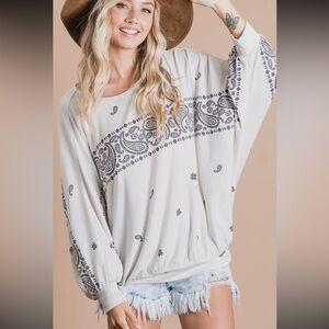 NWOTs BUCKETLIST Cream and Gray Paisley Top. Oversized M